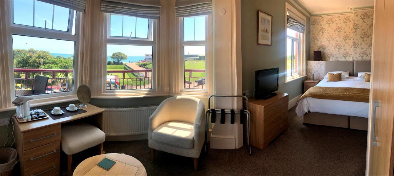 Devonia Express Hotel Eastbourne Bagian luar foto