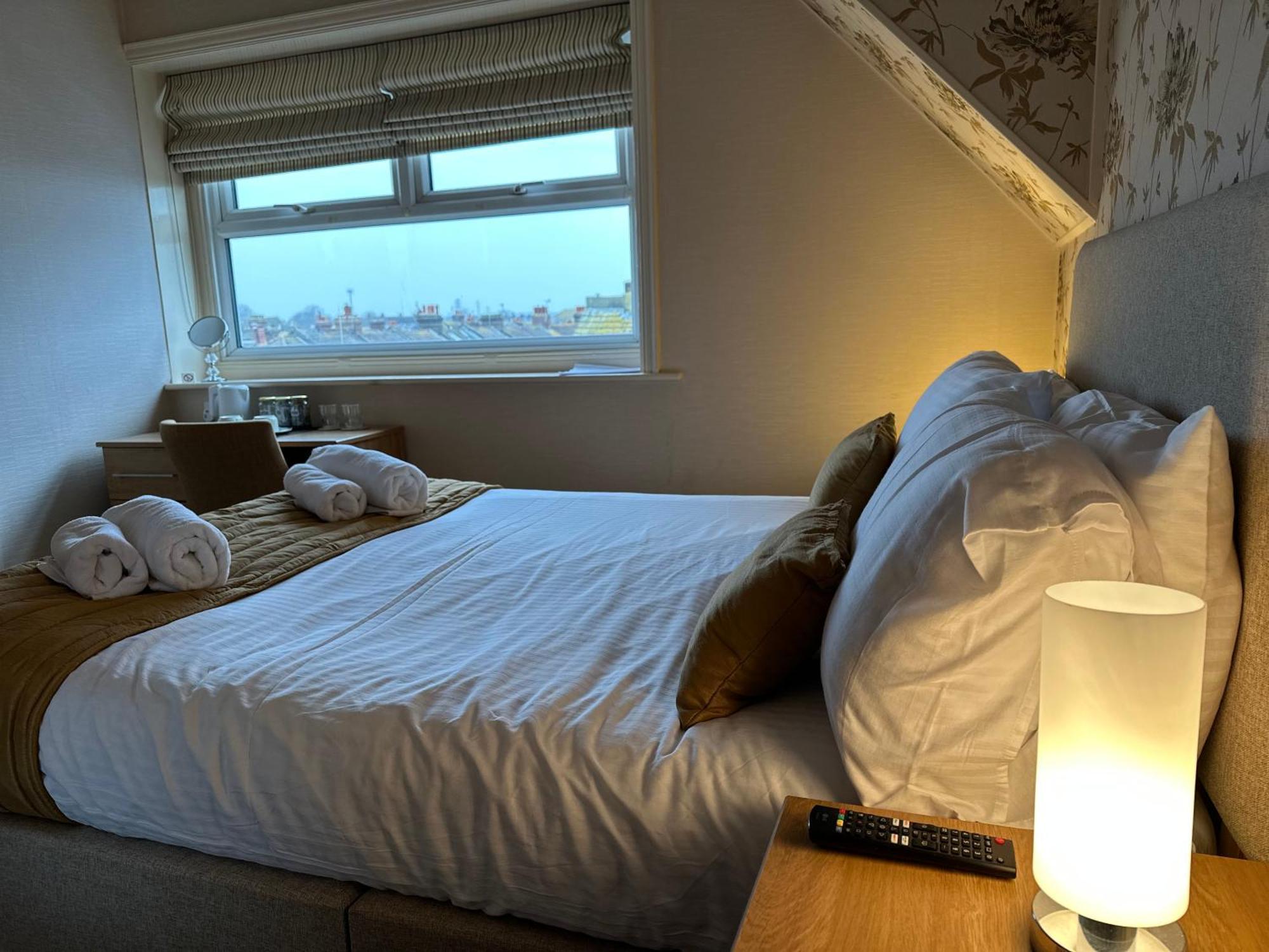 Devonia Express Hotel Eastbourne Ruang foto