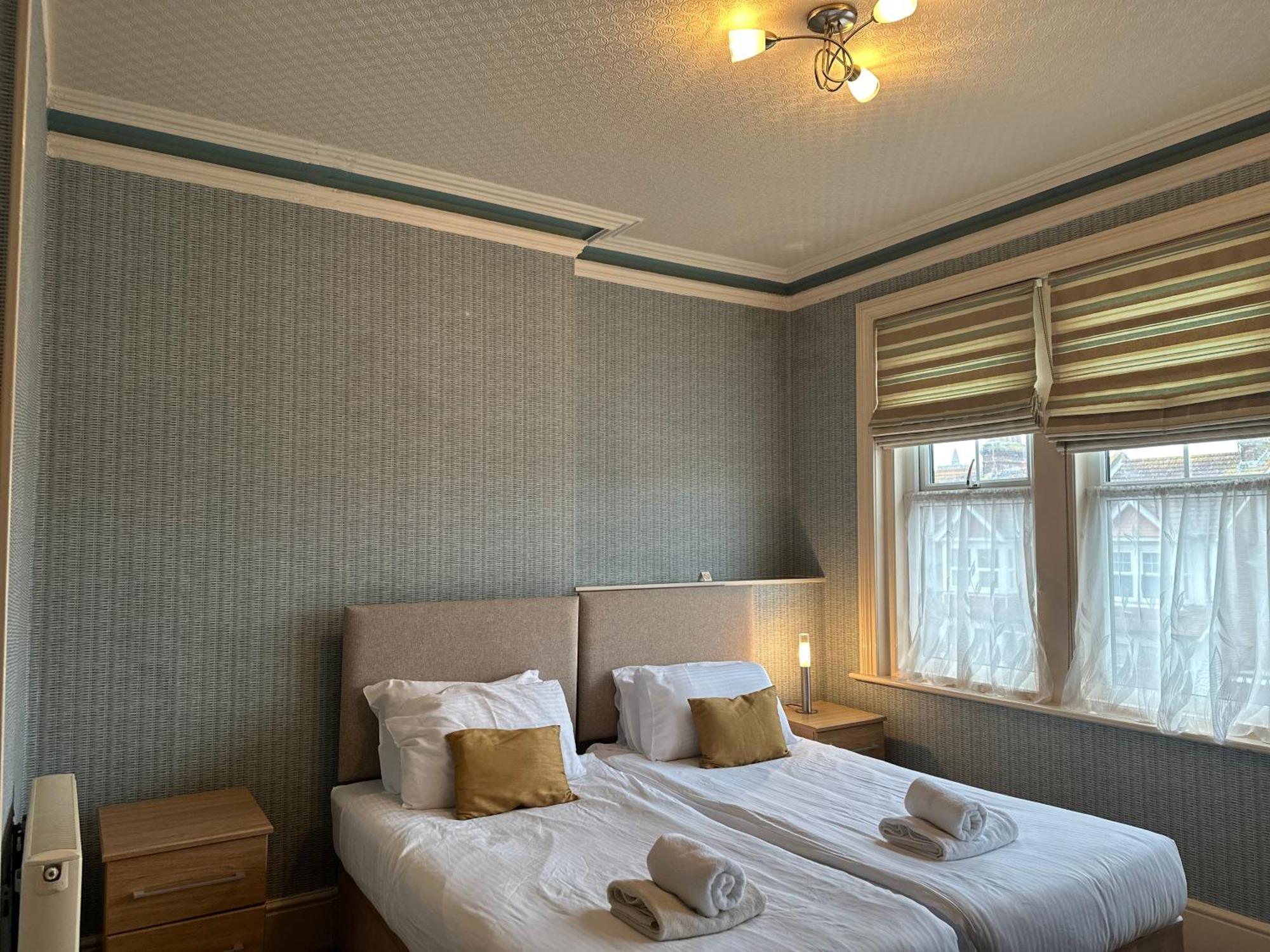 Devonia Express Hotel Eastbourne Ruang foto
