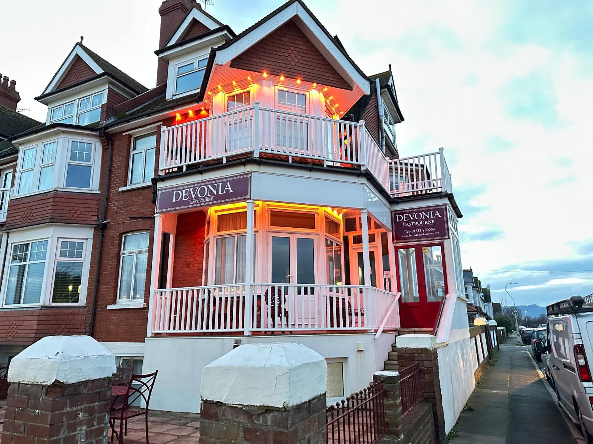 Devonia Express Hotel Eastbourne Bagian luar foto